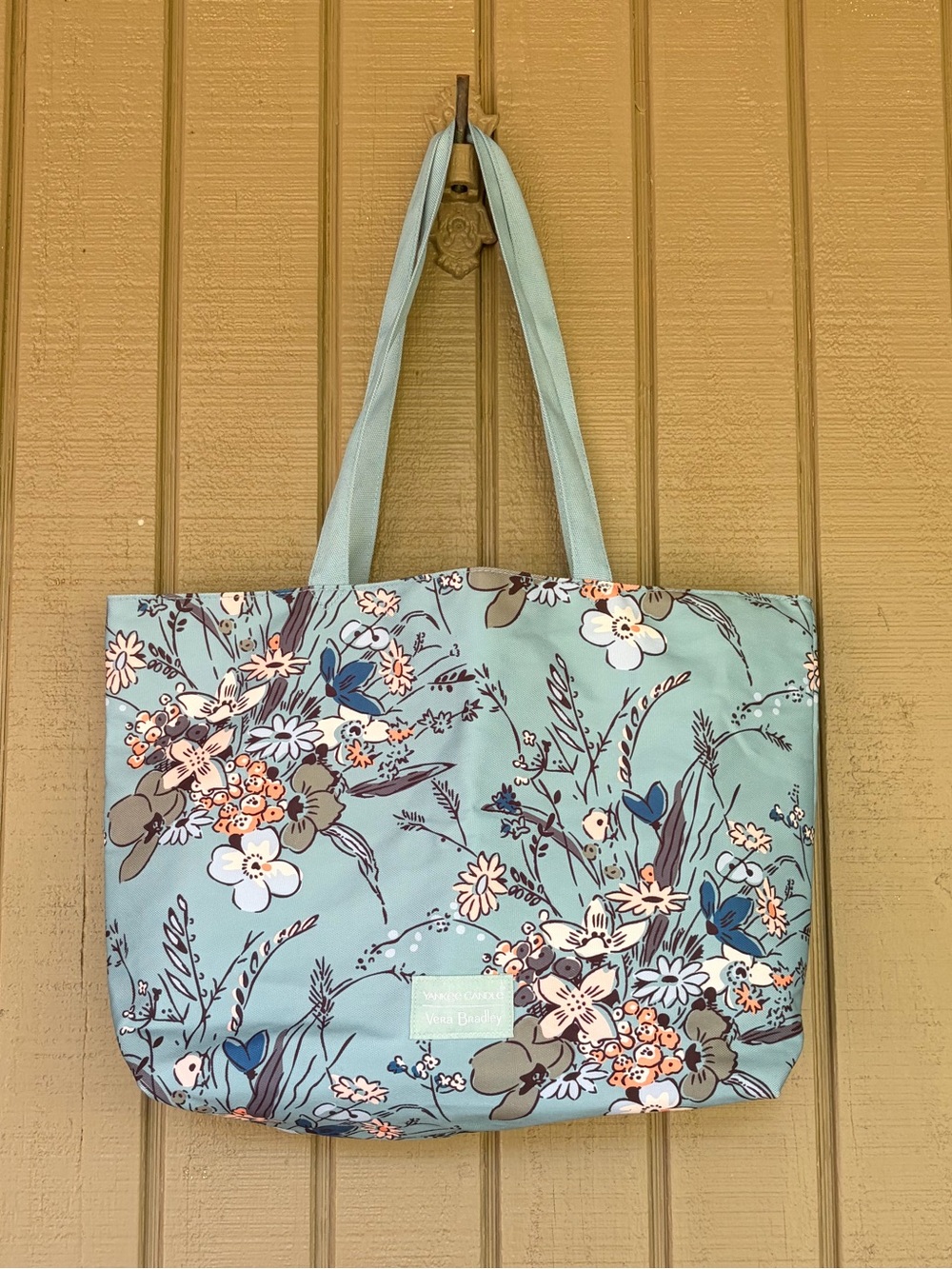 Vera Bradley x Yankee Candle Floral Canvas Tote Bag Sunlit Garden Sage